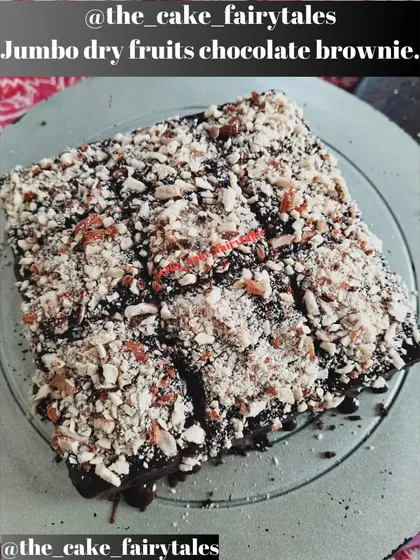 Learn the secret to my jumbo dry fruit chocolate brownies. These are a favorite in my home baking classes, and I’ll show you how to get that perfect fudgy texture and generous topping every time.