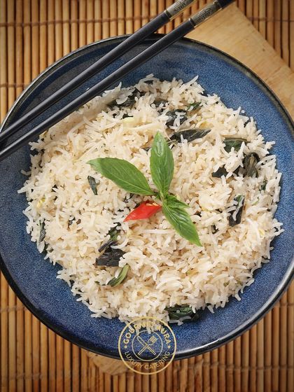 A simple yet elegant bowl of basil-infused steamed rice, the perfect accompaniment to our many flavorful Asian curries and stir-fries.