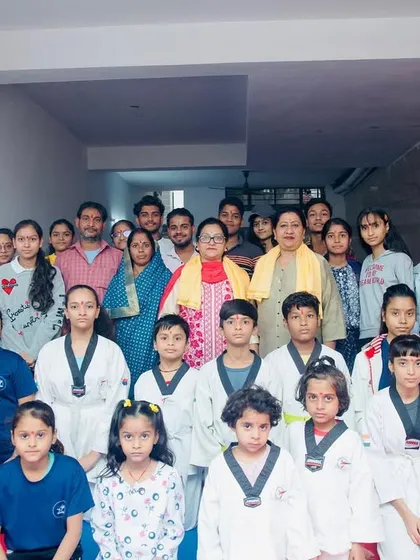 The Aarav families all together. This picture captures the strong community of students, parents, and supporters that make our academy special.