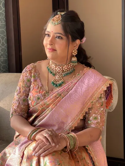 A duplicate image of 67.