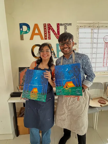 A perfect date idea! Join our guided canvas painting workshop for couples and create a beautiful two-part masterpiece together. It's a wonderful way to connect and make a lasting memory.