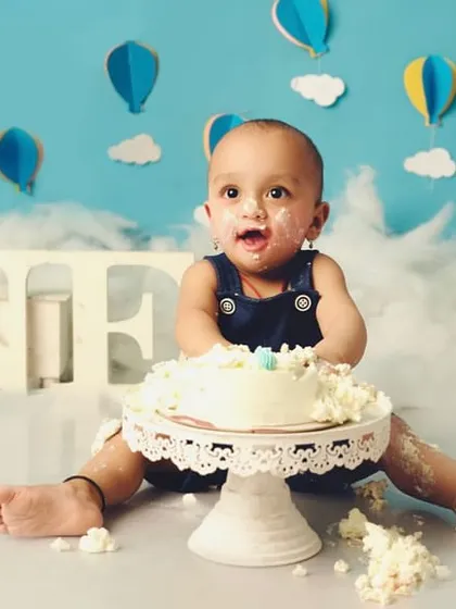 There is nothing more fun than a first birthday cake smash! I love capturing the pure, messy joy as your baby explores their first taste of cake. These moments are full of laughter and make for unforgettable photos.