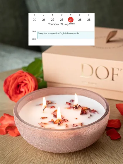 Swap the bouquet for an English Rose candle that lasts so much longer. This multi-wick candle, infused with real rose petals, is a romantic and fragrant gesture that fills the home with the scent of a blooming garden.