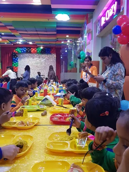 A party isn't complete without great food. I offer delicious, kid-friendly buffet spreads served in a clean and vibrant dining area, so the little ones can refuel after hours of play.