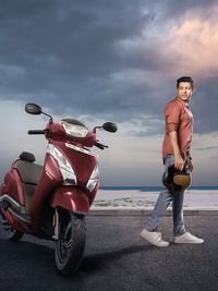 Commercial Acting & Modeling