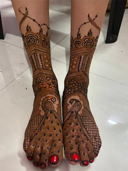 Kanha Mehandi - Bridal Mehndi Elegant Feet Designs photo 9