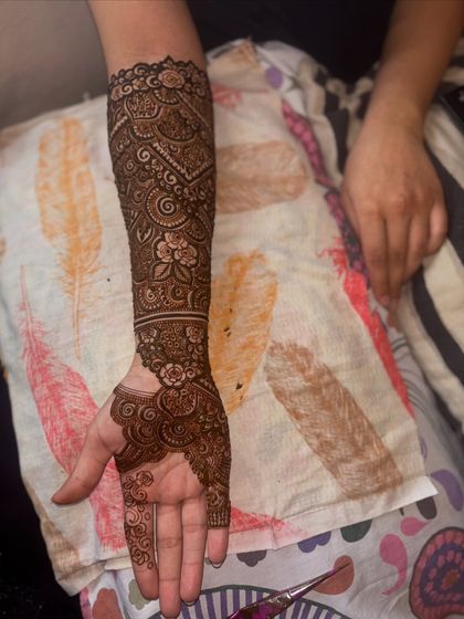 Mehendi Art by Nishat - Mehndi (Henna) Artistry Elaborate Bridal Henna photo 10
