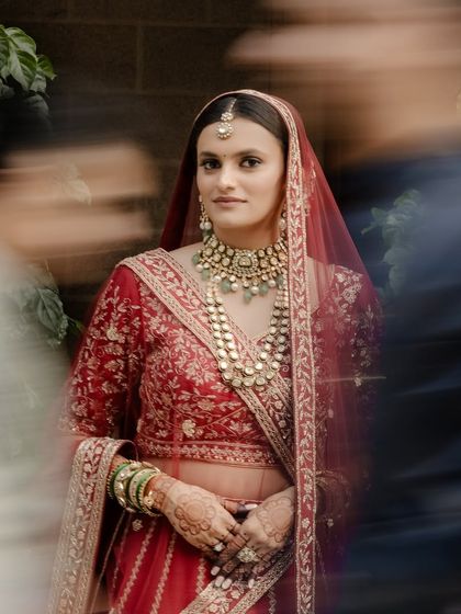 Timeless Red Brides photo 24