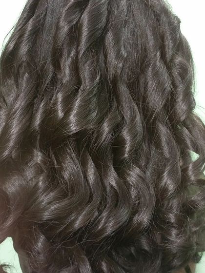 Aishwarya D E - Special Occasion Makeup and Styling Signature Hairstyles: Curls & Waves photo 20