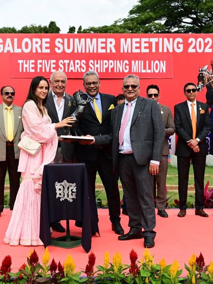 The Five Stars Shipping Million trophy presentation, showcasing our ability to create bespoke sponsorship packages for corporations in sectors like logistics and shipping.