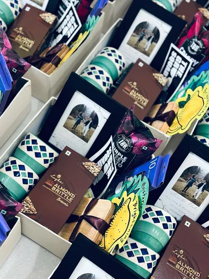 Get your groom squad ready for the big day with our custom hampers. Each box is thoughtfully assembled with personalized photo frames, snacks, and fun accessories to thank your groomsmen for being part of your journey.