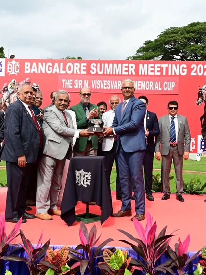 The Sir M. Visvesvaraya Memorial Cup presentation.