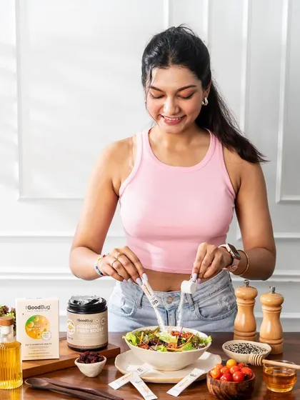 Another variation of using The Good Bug's fiber boost in a salad, this time with a different model and setup to provide the brand with a variety of content.