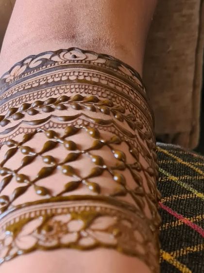 Mehndi Designer - Mehndi Artistry Services Baby Shower & Seemantham Designs photo 6