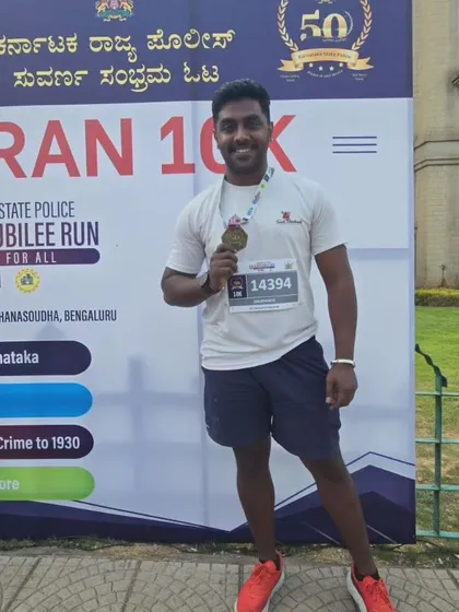 Another shot of me with my finisher medal. Leading by example is a core part of my coaching philosophy.