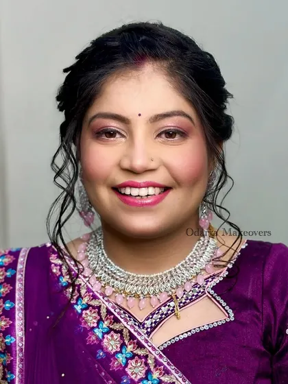 Another shot of this pretty-in-pink makeup. It's a perfect look for a wedding guest or bridesmaid.