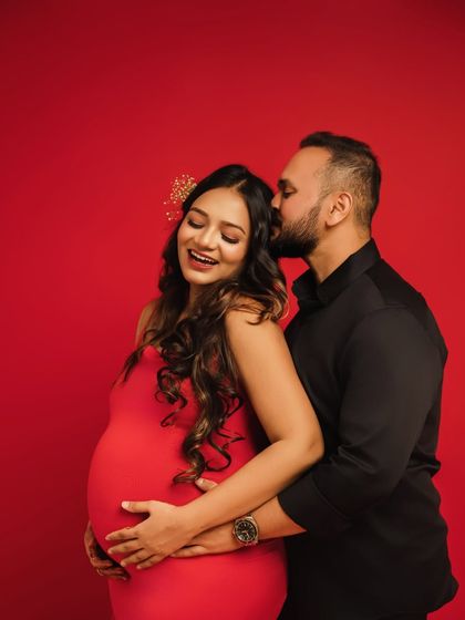 Whispered secrets and sweet moments. The connection between this couple is palpable in this intimate and loving portrait.