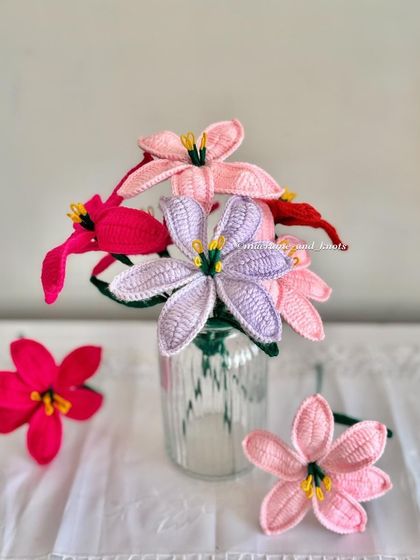 Shikha Agarwal - Crochet Flower Bouquets & Arrangements Delicate Lilies photo 6