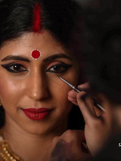 The Creation of a Goddess: A Photographic Narrative photo 6