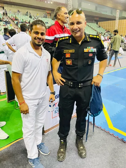 With Indian Commando G.P. Singh. It is an honor to meet the real heroes of our nation.