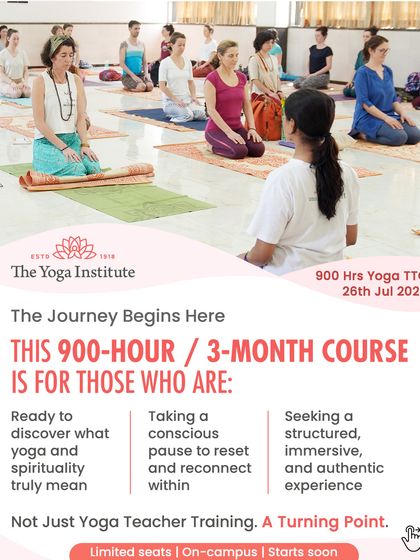 Our 900-hour course is a turning point for those ready to discover what yoga and spirituality truly mean, offering an immersive and authentic experience.