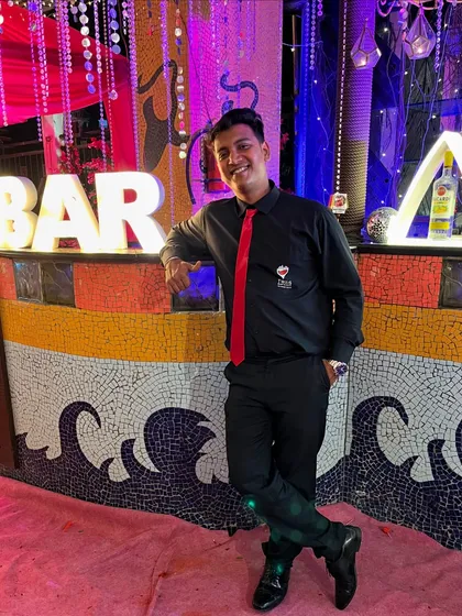 Our illuminated 'BAR' sign is a showstopper and a perfect addition to any cocktail night setup, letting guests know exactly where the fun is.