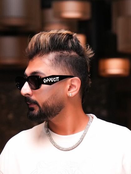 Showing off my custom 'Oppozit' shades.