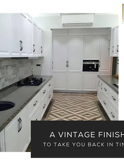 For those who love a classic look, we offer vintage finishes with details like shaker-style doors and elegant handles to create a sense of timeless charm.