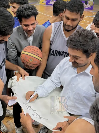 Another angle of Aamir Khan signing a jersey for our players. I was proud to facilitate this moment, where real hustle met reel magic.