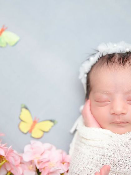 Meghana Merchant - Newborn Photography The Tiniest Details photo 8