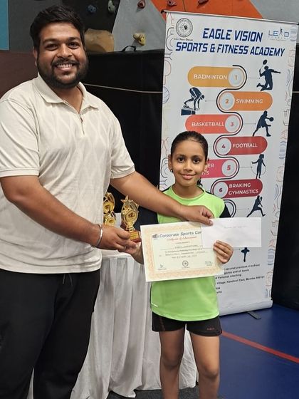 Another proud winner from the Corporate Sports Connect Tournament, Kashvi, with her runner-up awards for both the U-9 and U-11 categories. Her versatility and endurance are commendable.