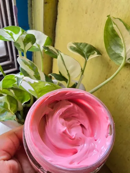 The beautiful whipped texture of my Rose Calamine face pack. It's a skin soother that helps reduce sebum, detoxify skin, and boost collagen for a healthy look.