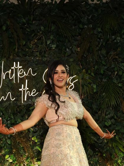 Manat Bajaj - Wedding Dance Choreography Sangeet Squad: Bridesmaids & Friends photo 19