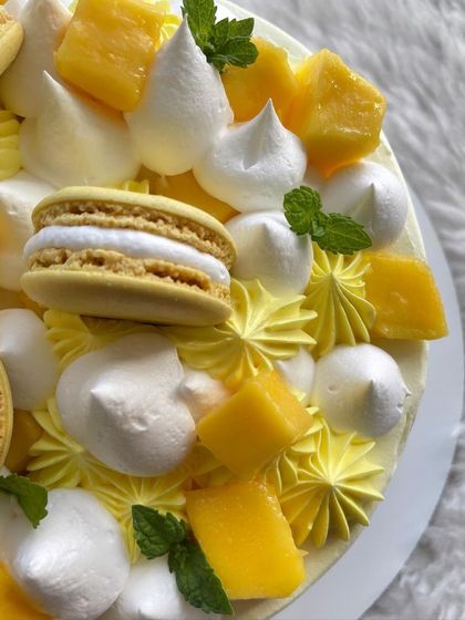 Drishtii Anandd - Custom Celebration Cakes Elegant & Floral Cakes photo 41