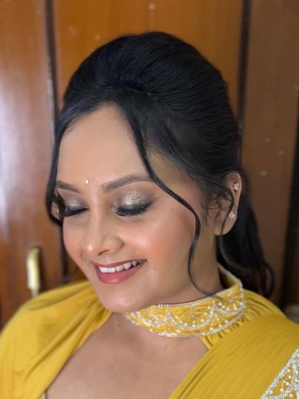 Dakshayini - Professional Saree Draping Contemporary & Chic Drapes photo 22