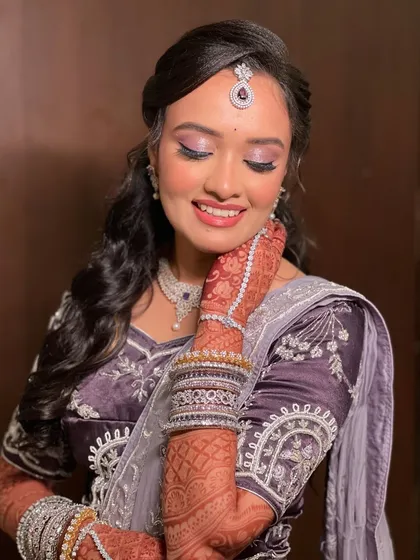 A final close-up of the bride's beautiful reception makeup.