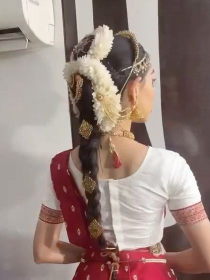 A behind-the-scenes look at my performance for the 'Chandramukhi 2' audio launch. This was a 'thoda glam' performance and one of my favorite looks.