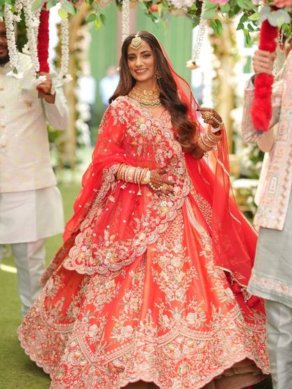 Timeless Red & Royal Brides photo 65