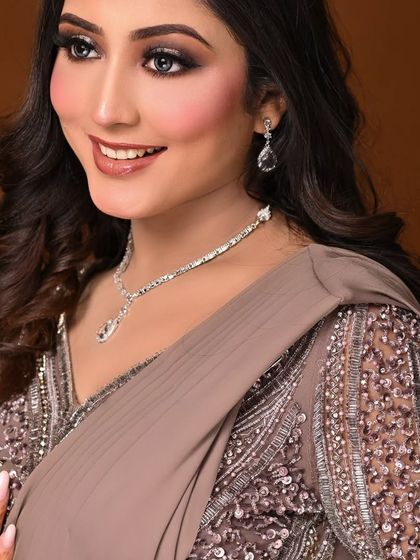 Manveen Kaur - Advanced Pro Makeup Course Student Portfolios: Bridal & Glam Looks photo 47