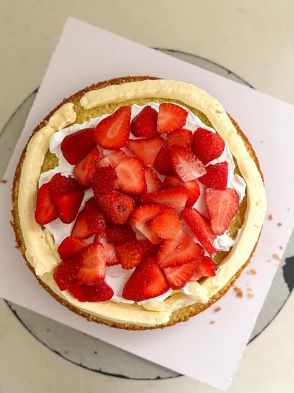 Gobble Cake - Designer & Bento Cakes Elegant Buttercream & Floral Art photo 44