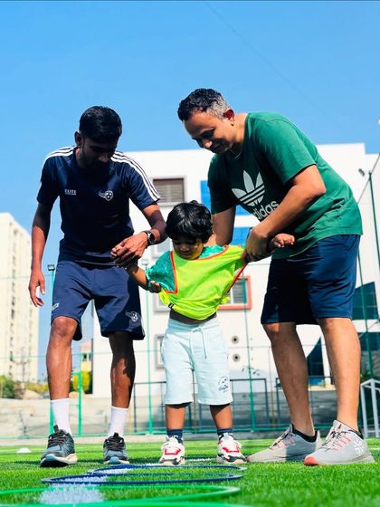 Elite Soccer School - Youth Football Coaching Programs Little Kickers (Ages 3-5) photo 5