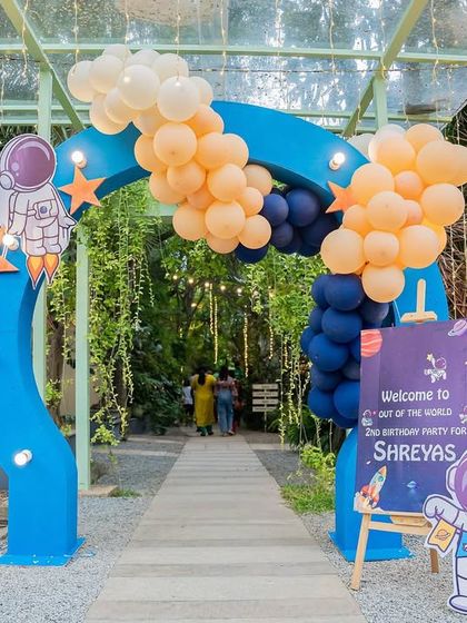 Novella - Children's Themed Birthday Parties Blast Off: Space & Adventure Themes photo 5