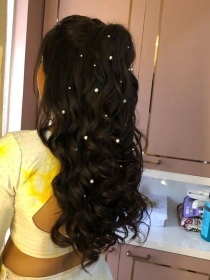 Glamorous Waves & Half-Up Styles photo 48