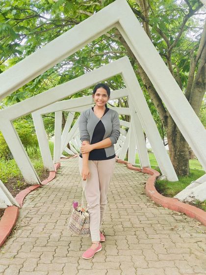 Exploring the beautiful grounds of the ashram. Physical activity and mental peace go hand in hand.