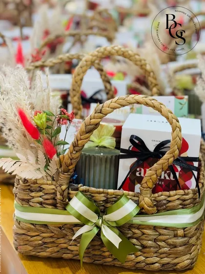 This rustic wicker basket, filled with curated goodies and adorned with dried florals, represents the essence of my studio. I specialize in crafting thoughtful and elegant presents that celebrate every occasion, big or small.
