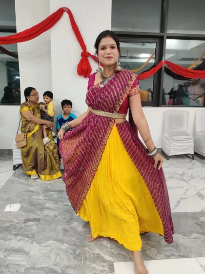 Another look from our Navratri celebrations. Dance is a part of our culture in so many ways, and I love celebrating it through festivals like this.
