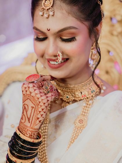 Maharashtrian Brides: The Nauwari & Paithani Look photo 27