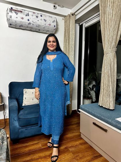 This blue Chikankari suit from Meesho is one of my best finds. The fit is perfect and the color is so beautiful. It's a complete look that's both elegant and affordable.