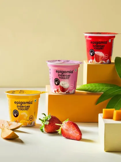 A bright and sunny shot for Epigamia's everyday yogurt range. Using a yellow background and geometric blocks, I created a playful, summery vibe that highlights the fruit flavors like mango and strawberry.