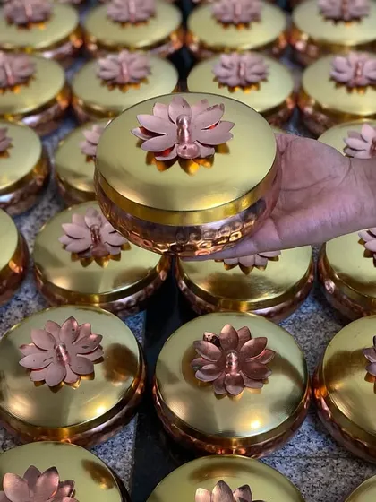 Crafting these golden lotus boxes for an Arangetram was a special honor. It’s a joy to create favors that respect deep cultural traditions while adding a touch of luxury, especially when they travel across the world to be part of a milestone.